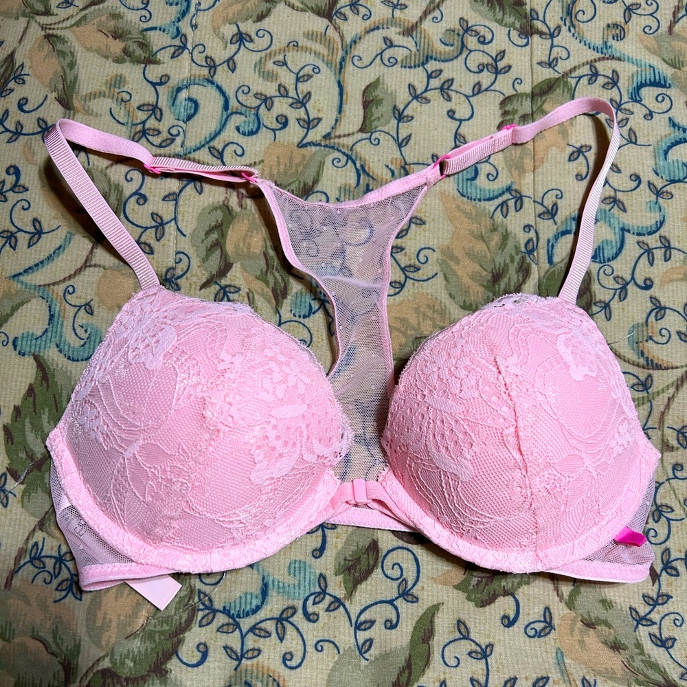 Victoria’s Secret Lace Front-Closure Push-Up T-Shirt Bra